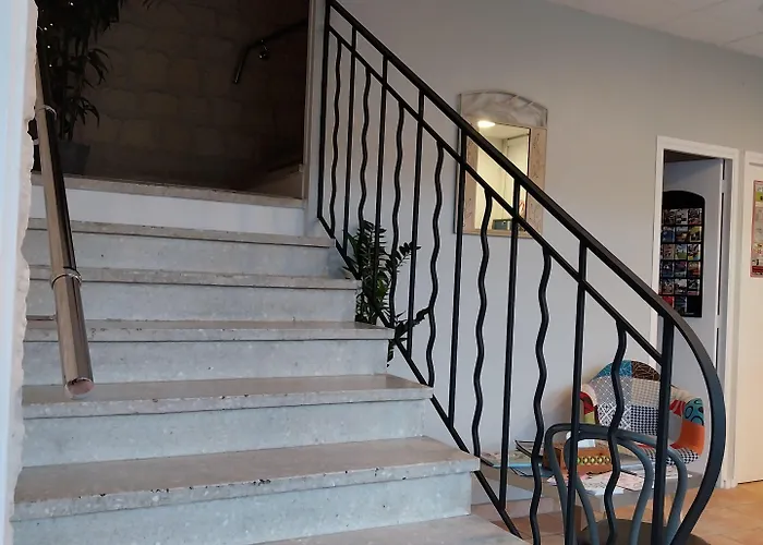 Du 2* Chateau-Arnoux-Saint-Auban