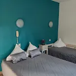 杜拉克酒店 2* 沙托阿尔努圣奥邦
