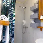 Ξενοδοχείο Du 2*