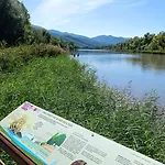 Du Ξενοδοχείο 2*