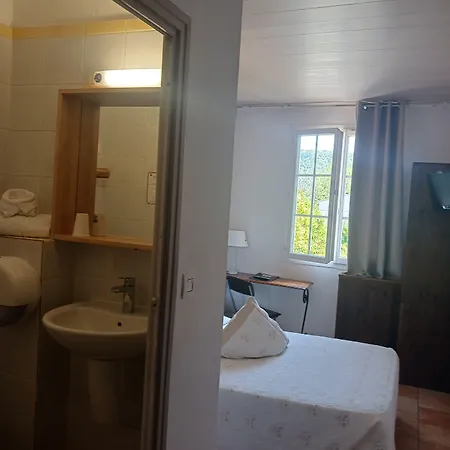 Du Otel Château-Arnoux