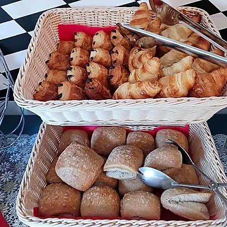 Hotel Du Chateau-Arnoux-Saint-Auban